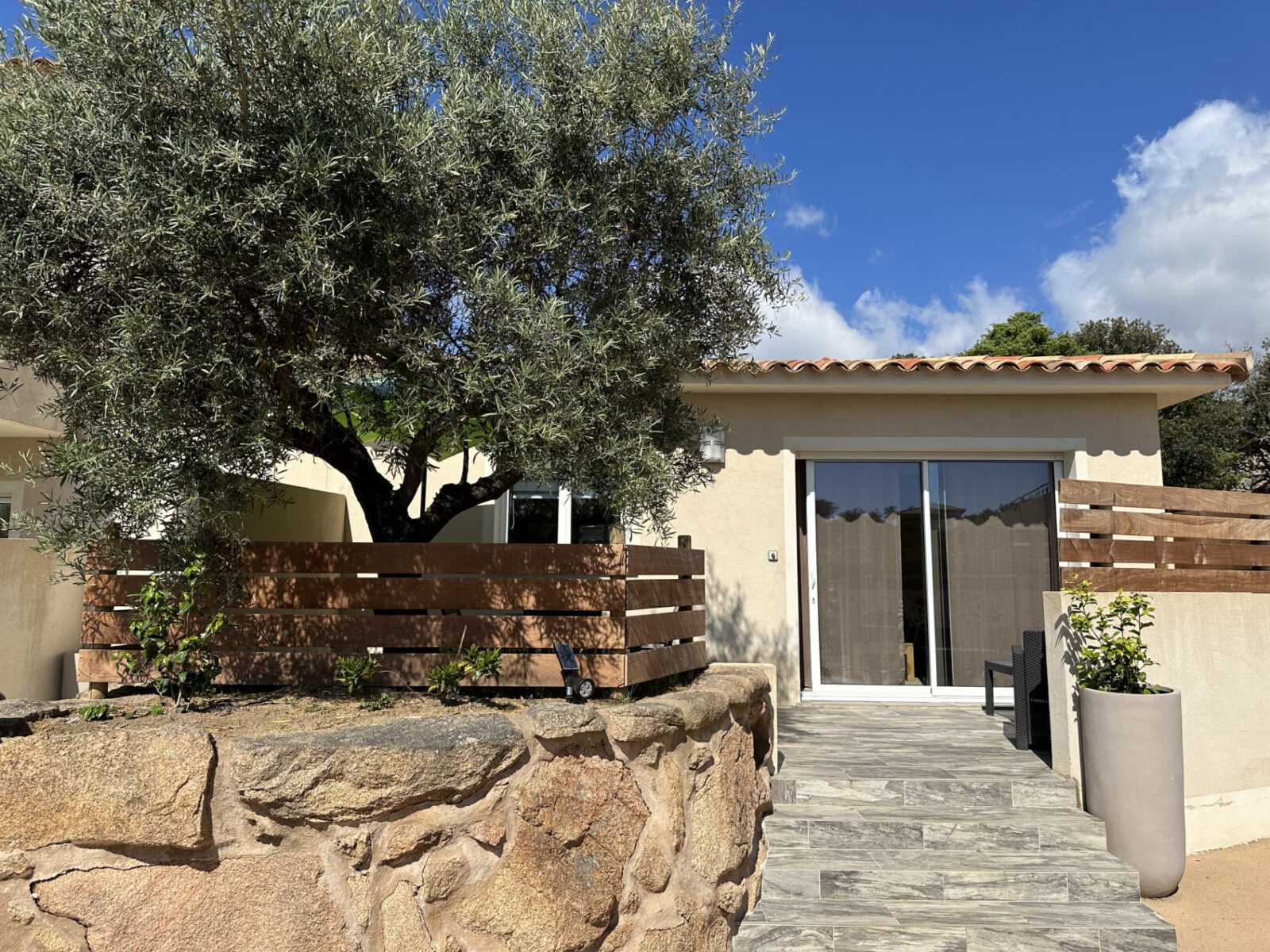 Résidence de tourisme calme à Porto-Vecchio, route de Palombaggia